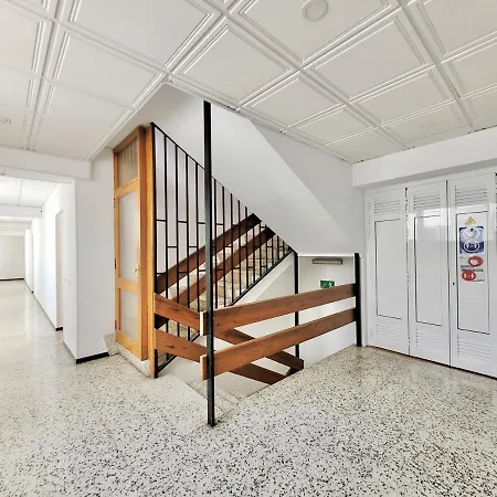 Apartament Among Plazas